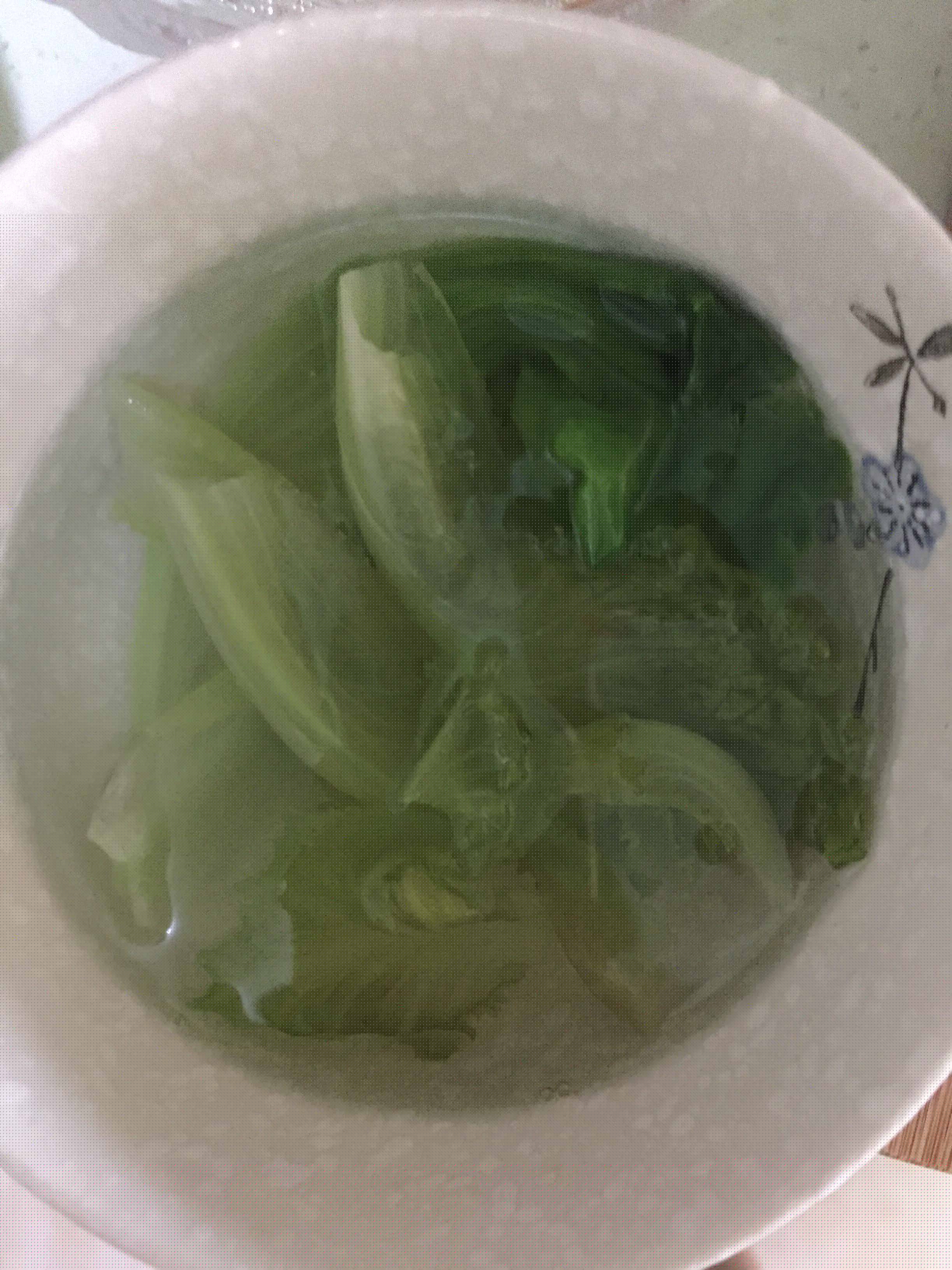 宝宝辅食-三文鱼蛋黄粥，促进宝宝大脑发育，宝宝更聪明！