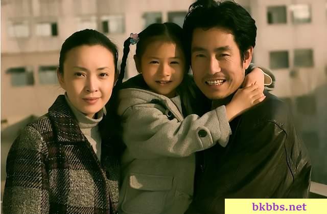 同样是演“老谢”,将成泰燊和聂远放在一起对比,差距就出来了