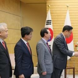 会见韩候任总统代表团,岸田文雄:改善日韩关系刻不容缓