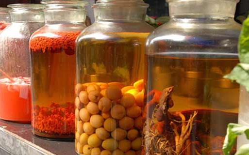 泡药酒用什么酒好?泡药酒用白酒还是黄酒好