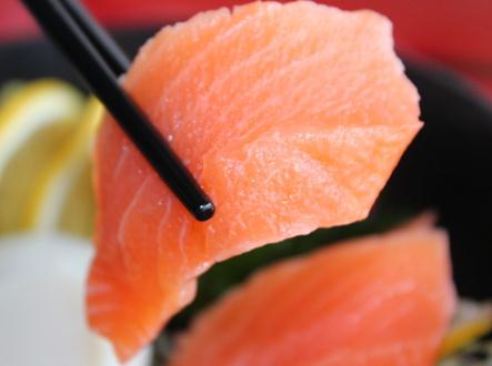 三文鱼的营养价值,三文鱼怎么吃,三文鱼的吃法