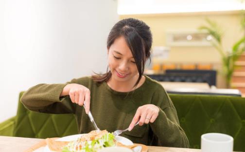 吃饭细嚼慢咽有好处?6大好处让你惊呆