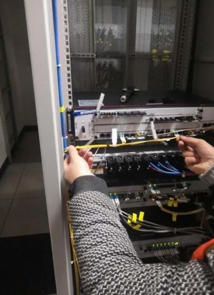 全国首个5G地铁站在成都正式开通 移动5G网络高速WiFi信号覆盖站厅