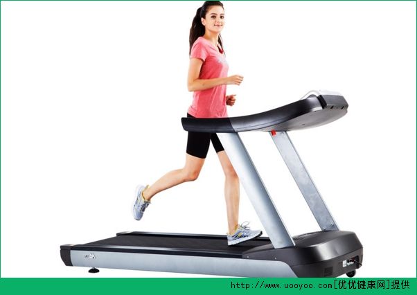 跑步机可以光脚跑吗?可以赤脚在跑步机上跑步吗?(3)