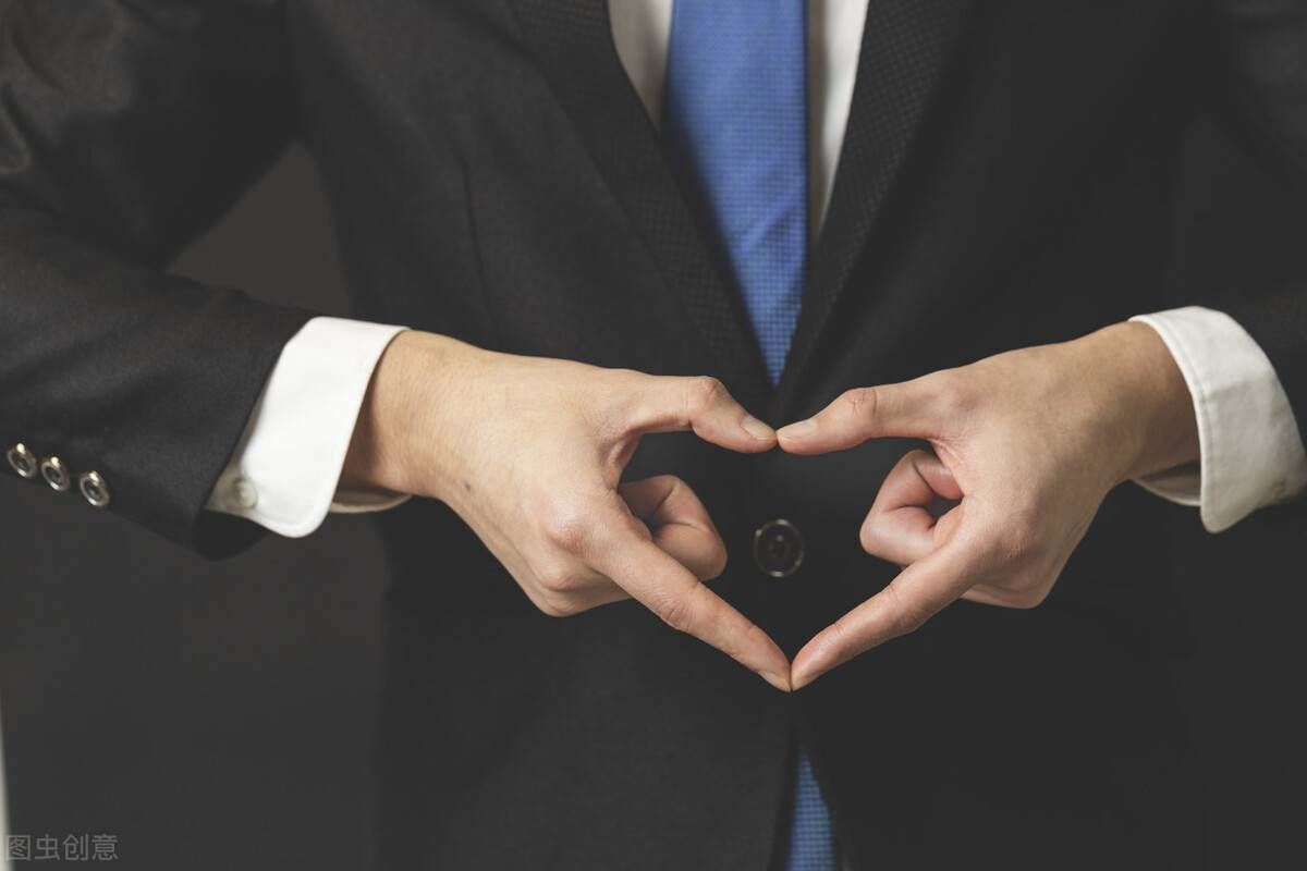 不会调节升降办公椅怎么办?