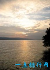 克拉斯湖  克拉斯湖