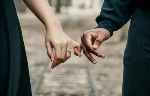 男生最馋女生的哪个部位