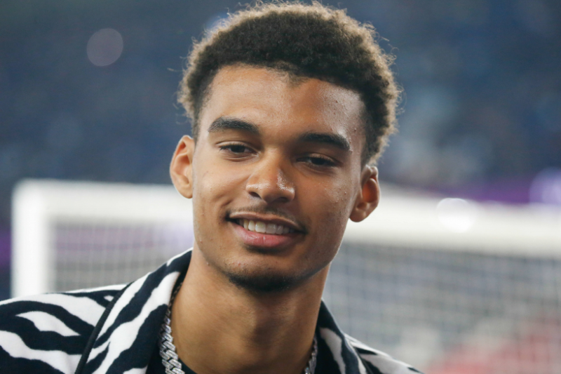 文班亚马谈欧洲篮球最强五人:字母哥,诺维斯基,帕克在列