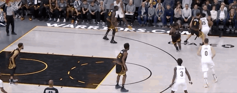 汤普森三分最多一场 汤普森打破三分球记录