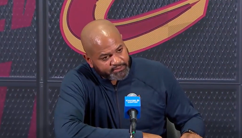 骑士主帅:勇士一次又一次使用非法掩护,同时不被吹罚