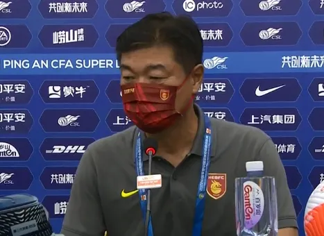 记者:河北队主帅金钟夫无法前往海口,对深圳将由助教带队