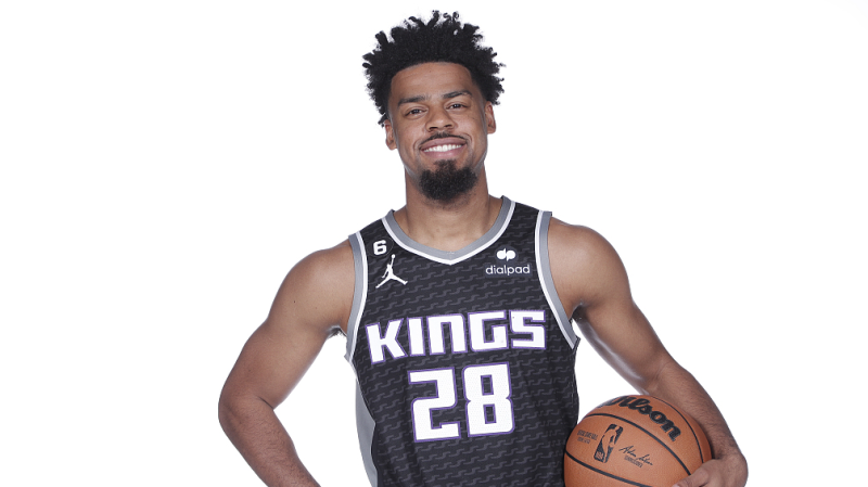 媒体人:广厦接近签约前nba冠军后卫奎因