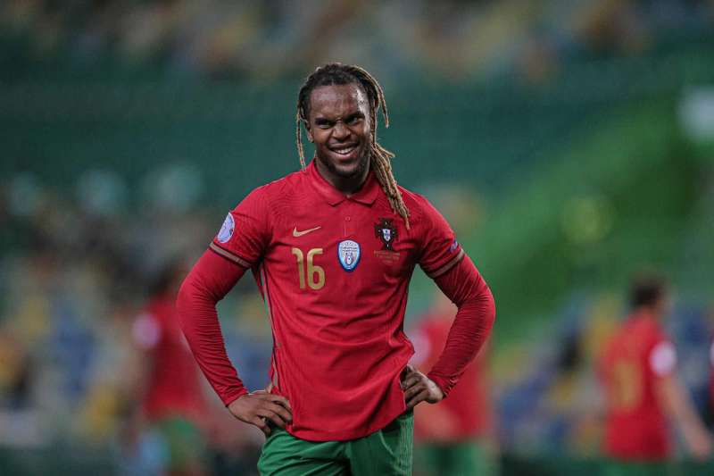 5届世界杯球员 两届世界杯冠军球员