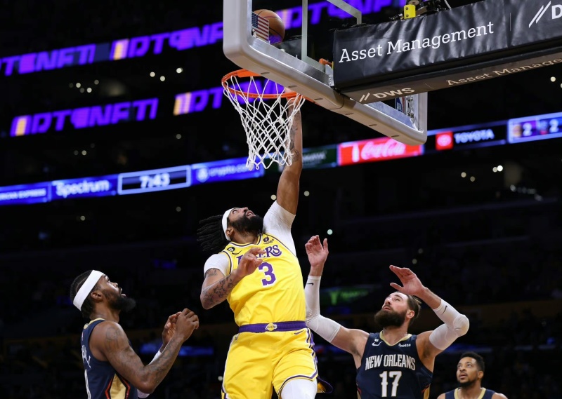 贝弗利加入湖人 湖人队里弗斯