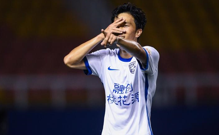 谢鹏飞vs河南嵩山龙门全场数据:射门2次打进1球,获评7.2分