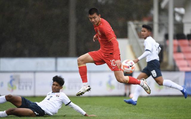 小球员王钰栋简介