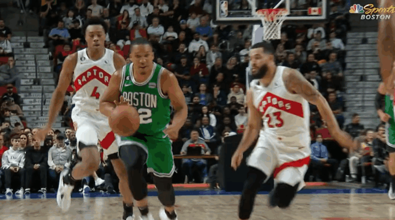 蔡恩附体!格威快攻突破时,一脚将球鞋踩通