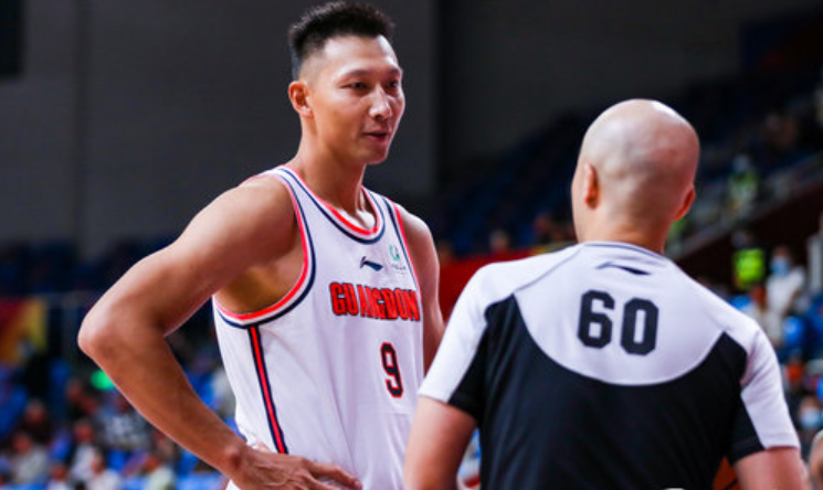 广东队对上海队 易建联在广州队还是广东队