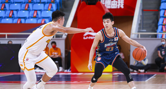 广东52分大胜同曦,同曦季后赛,同曦3连败,广东和同曦交锋战绩