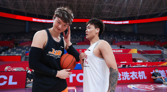 首节落后27分!上海队单节投篮命中率仅23.8分,首节落后27分!上海队单节投篮命中率仅23.8,首节落后27分!上海队单节投篮命中率仅23.80