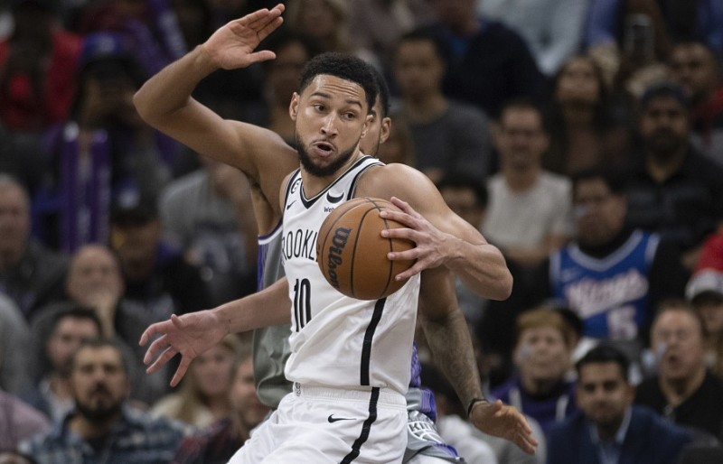 本田,本子,本兮,本是后山人,偶做前堂客,醉舞经阁半卷书,坐井说天阔