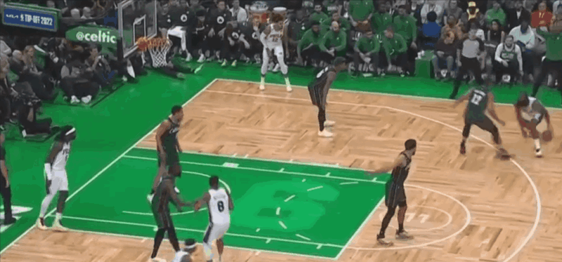 哈登这球差点创纪录 哈登全场三分