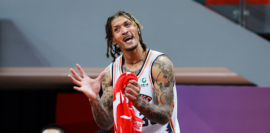 媒体:比斯利进入闭环后表示无法适应枯燥单一的闭环生活