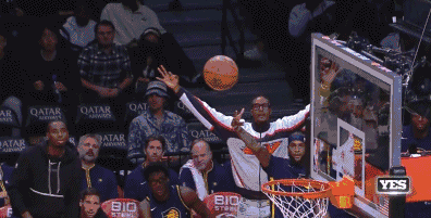 阿这?步行者出手投篮不中,渡边雄太抢篮板补扣进自家篮筐