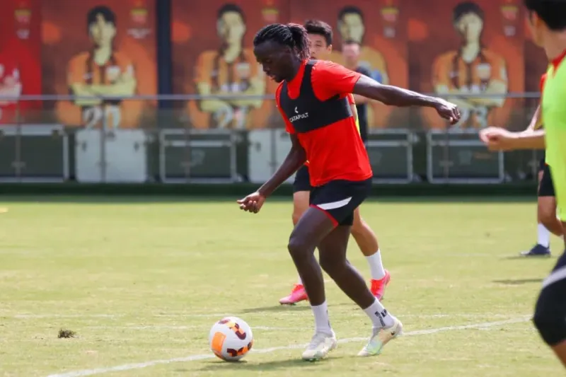 恩迪亚耶:现在不会去想打进多少球,等赛季结束后再来看看