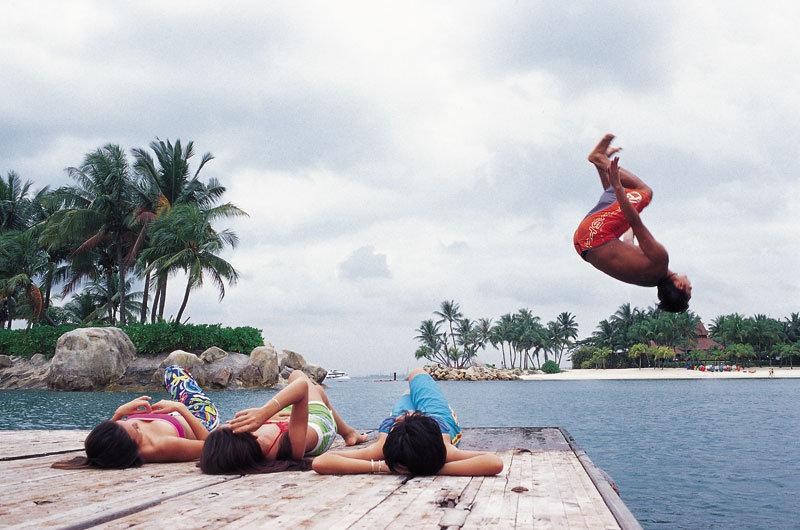 我国与新加坡建交(lssdjt.com) 我国与新加坡建交